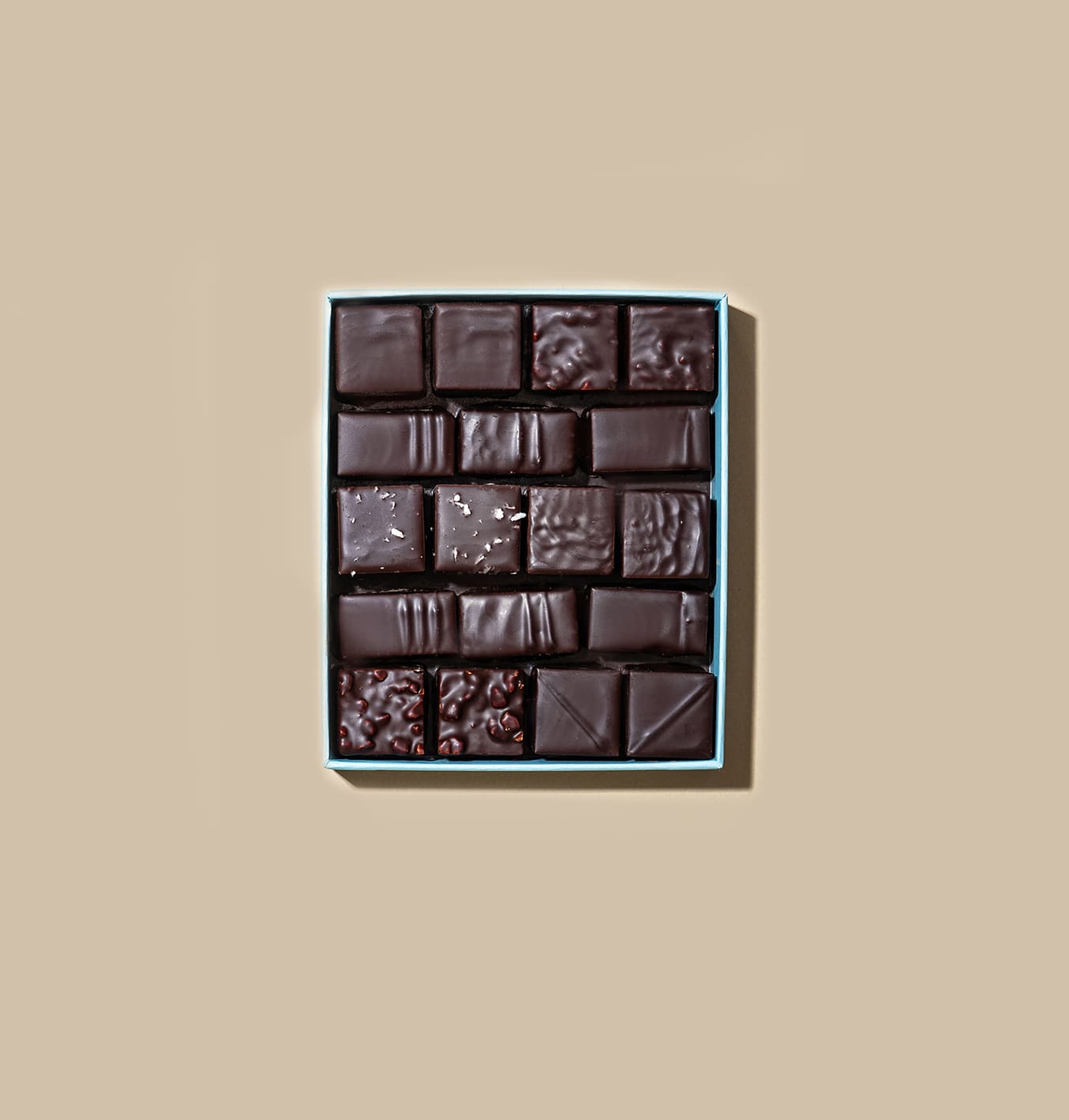TOUT PRALINES T1